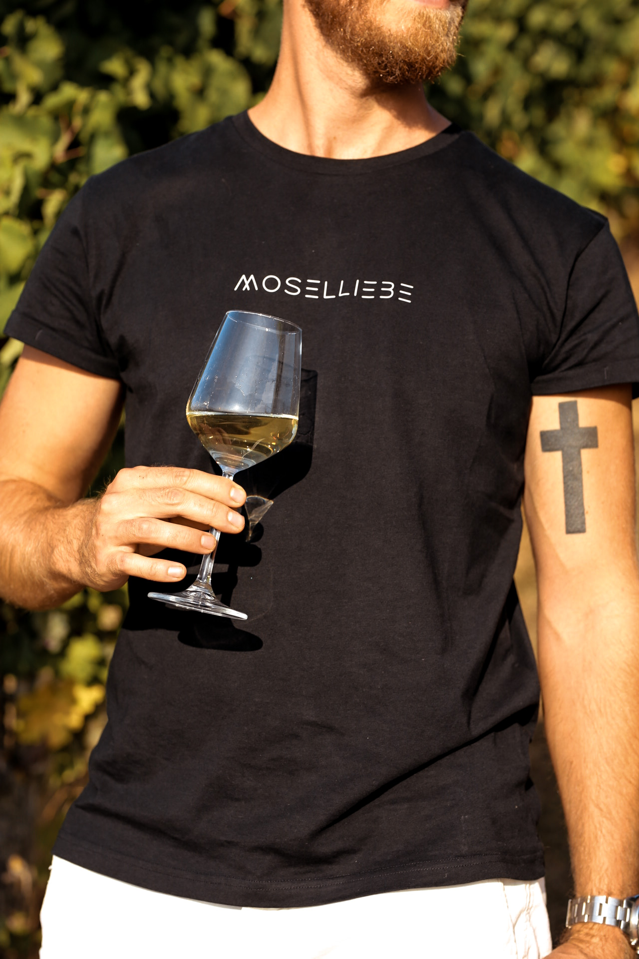 Die Liebe zur Mosel stolz auf der Brust - Shirts von Printabell Moselliebe Moseltal Moselland wein Weingut Weingüter Riesling Mosel Heimatliebe