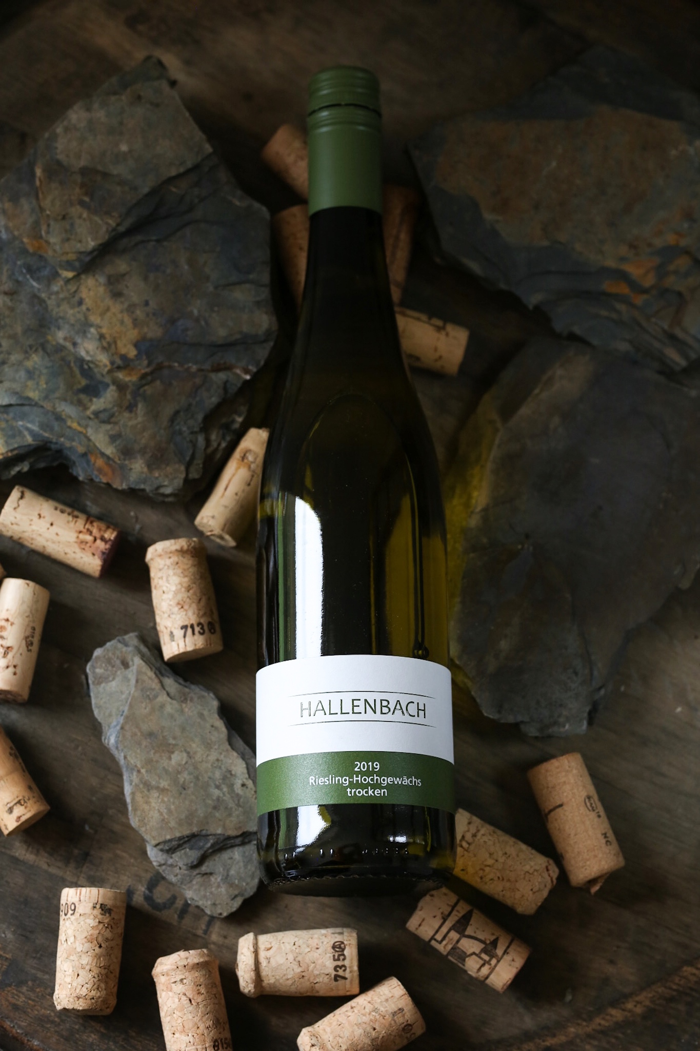 Wein, Urschiefergestein und Mineralik - Weingut Hallenbach aus Zell